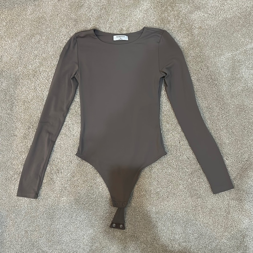COPY - Babaton Contour Crew Longsleeve Bodysuit